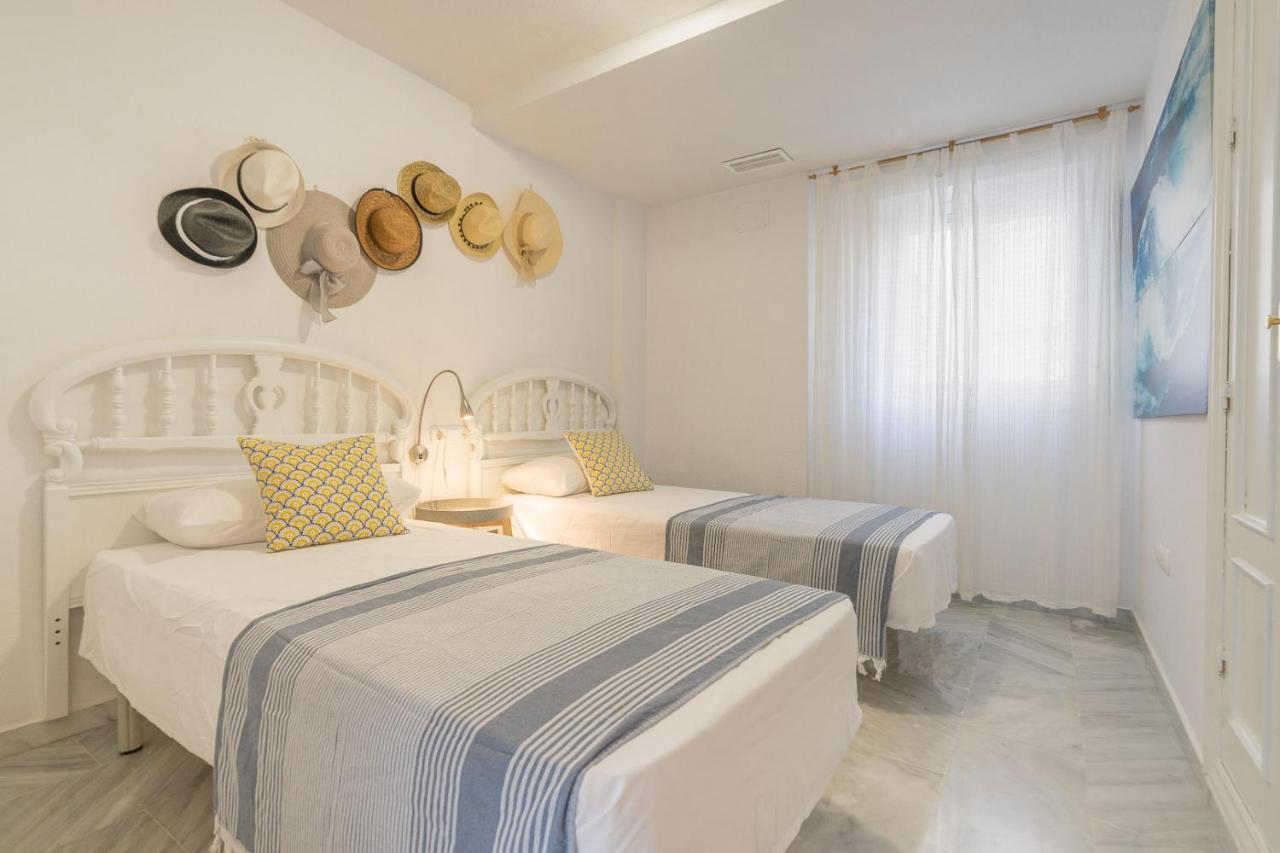 Coral Paradise Apartment With Swimming Pool La Herradura  Buitenkant foto